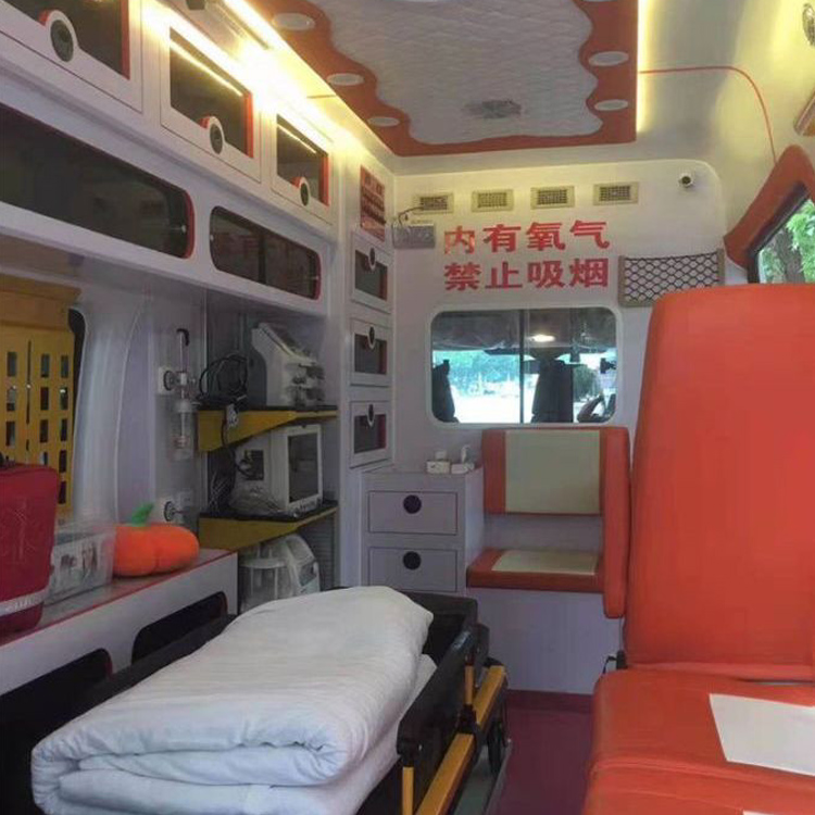 苏尼特右癌症租赁救护车转运:为生命护航的科技与人文关怀