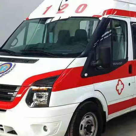 苏尼特右非急救护送病人转院租赁救护车的优缺点对比